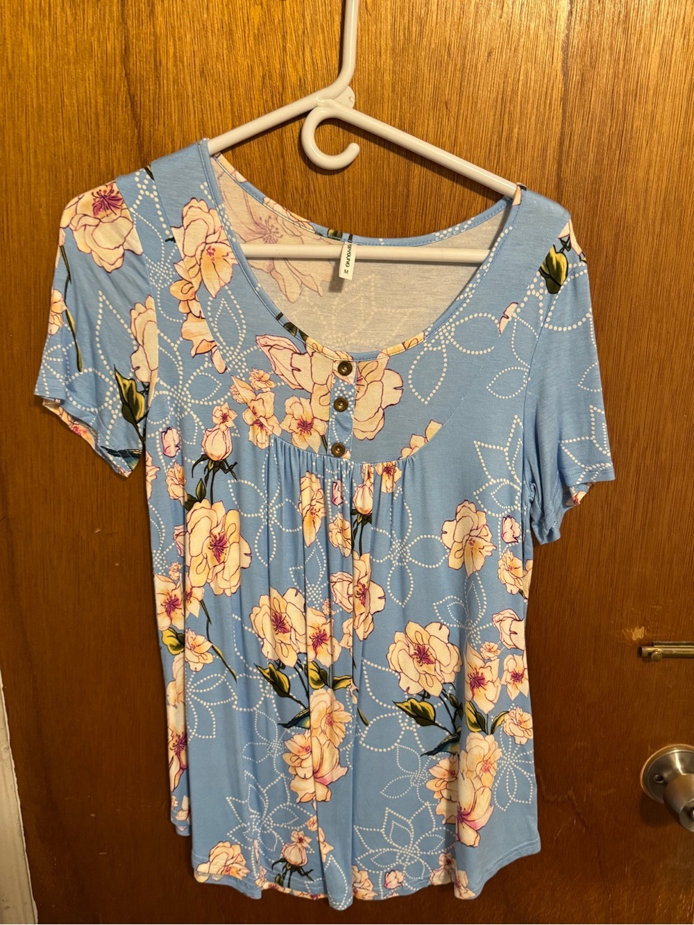 Women’s Light Blue Floral Short Sleeve Button-Front Tee